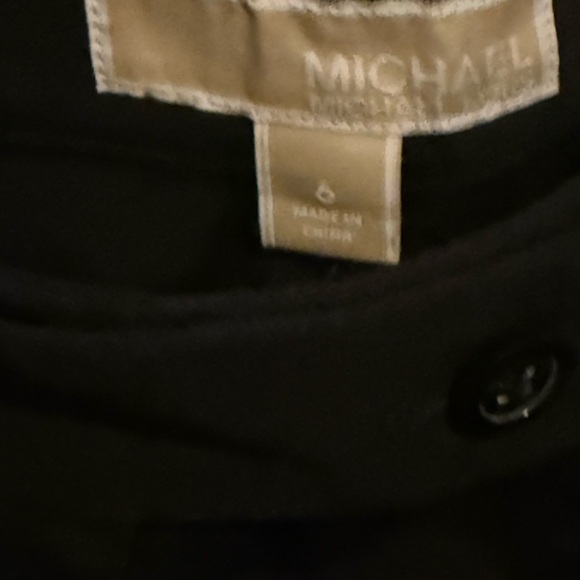 Michael Kors Classic Bermuda Shorts - Picture 4 of 5